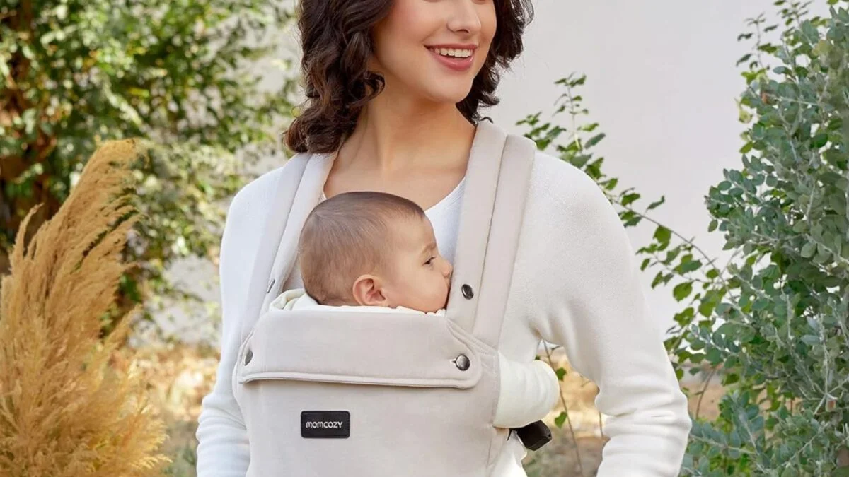 In Parent Groups, This Comfortable and Lightweight Baby Carrier Replaces the Stroller in Many Situations