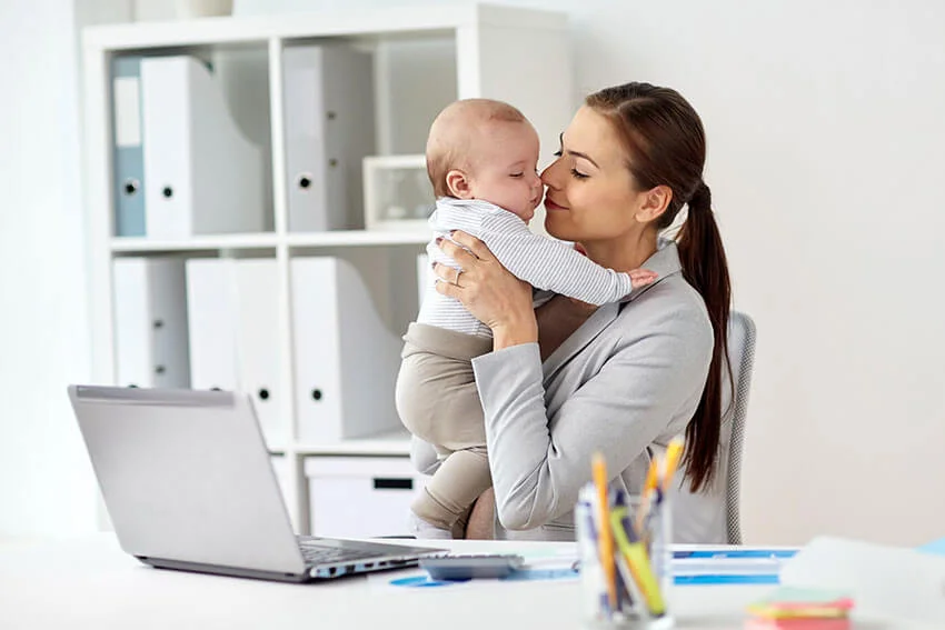 Breastfeeding After Returning to Work | Oh Mama Matrona