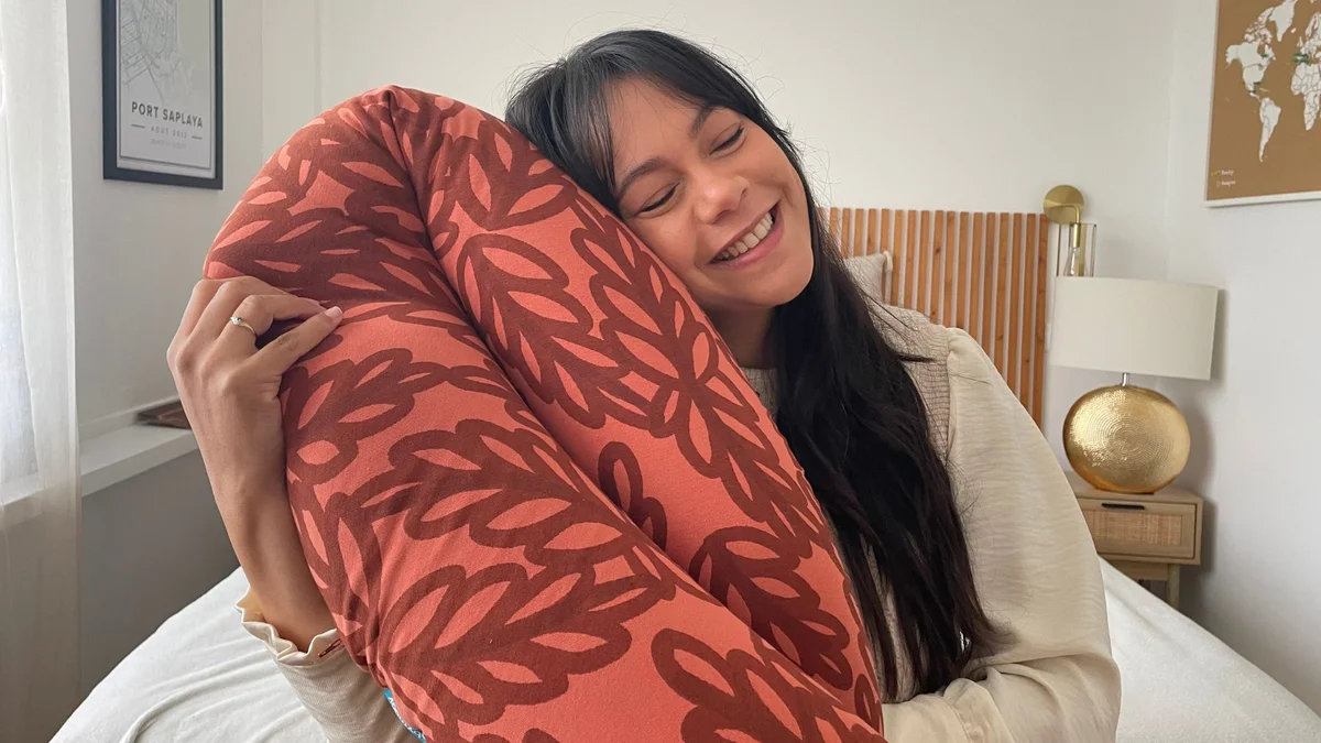 A Comprehensive Review of the Babymoov B.Love Pregnancy Pillow After Six Months